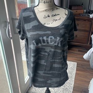 Lucky brand camo t shirt